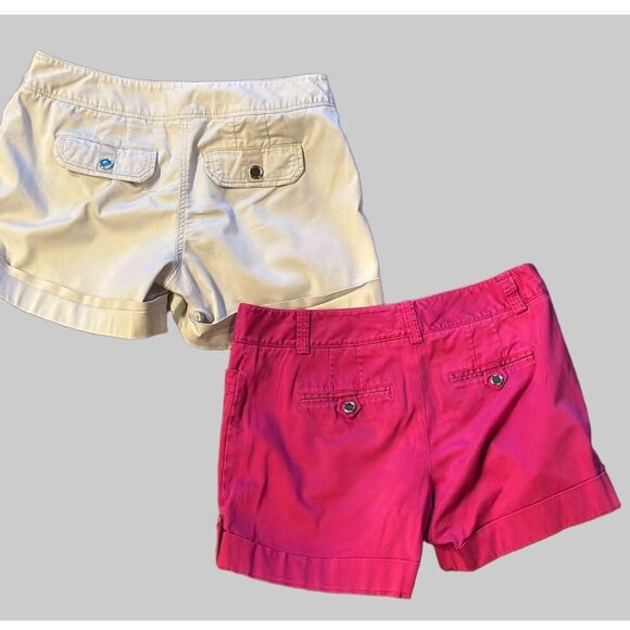 White House Black Market Pants - White House Black Market Shorts Size 6 / 2 for 1 deal Fair condition Read